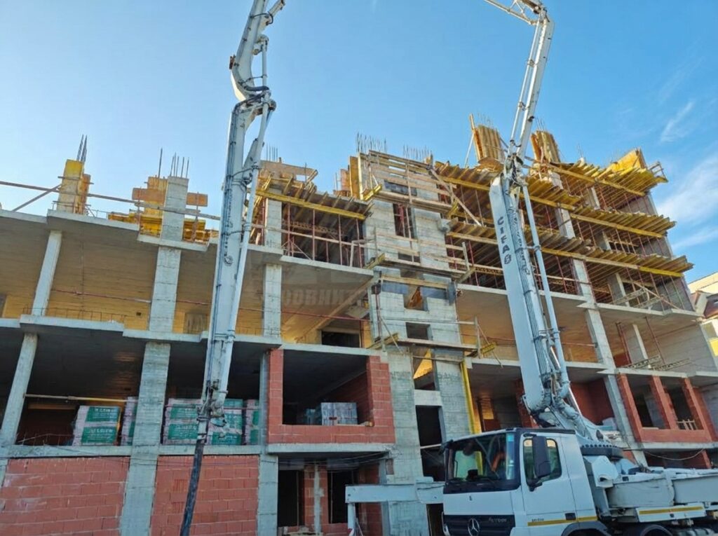 Бургас държи висока активност, но без треска - 9 114 сделки с&hellip;