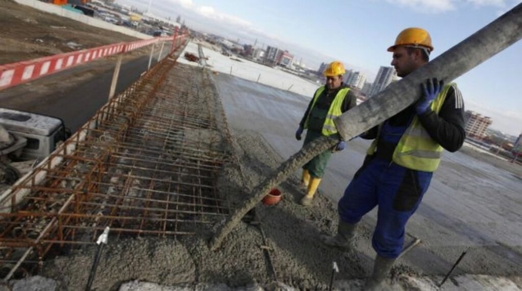 Строителният термометър се качва рязко в края на 2025 г